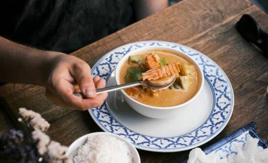 Z czym podawać zupę pieczarkową?