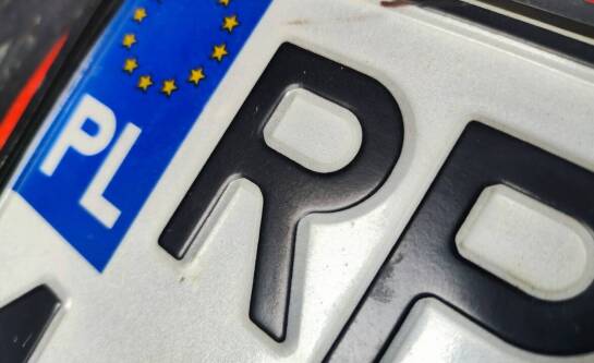 Co oznacza rejestracja NE na tablicach rejestracyjnych