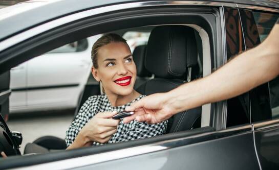 Jak wystawić samochód na sprzedaż na Otomoto i Allegro?