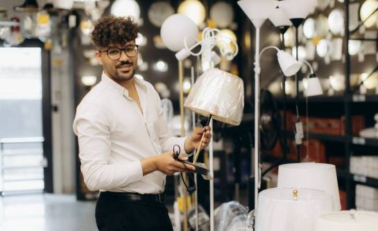 Co dalej ze sklepami RTV?