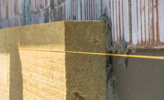 Elastolith czy Izoflex – co wybrać do elewacji?