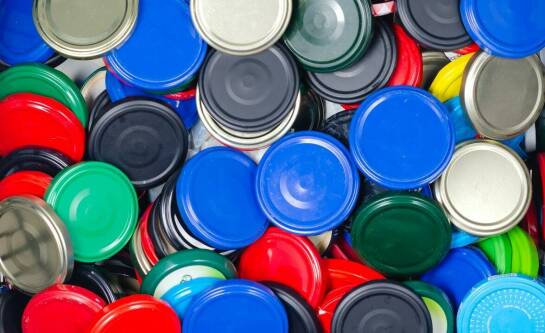 Co można wrzucać do pojemnika na szkło?