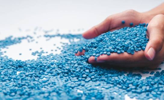 Co powstaje z plastiku?