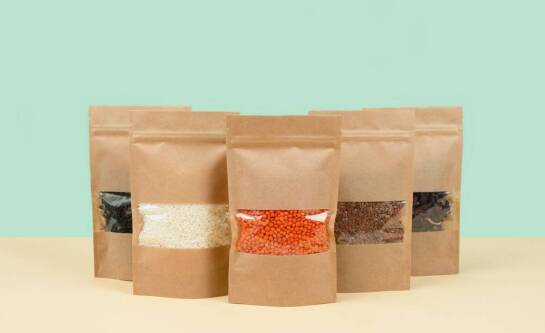 Jaki papier wybrać na worek papierowy?