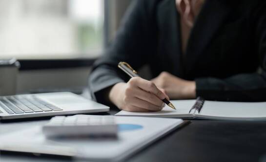 Jak pozyskać środki unijne na rozwój firmy?