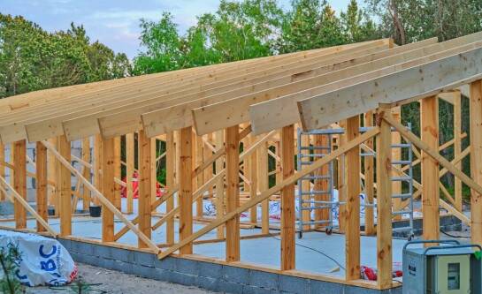 Jak wyremontować domek holenderski?