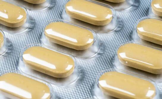 Czy Ketonal zawiera paracetamol?