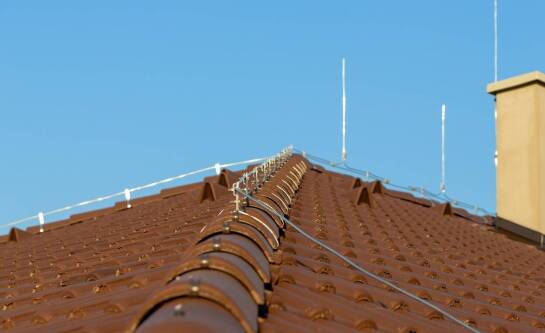 Czy dom jest bezpieczny podczas burzy?