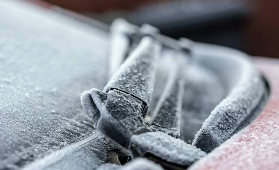 Jak naprawić przerwane ogrzewanie tylnej szyby w samochodzie