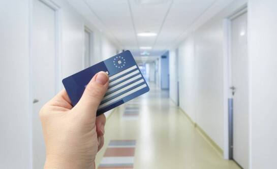 Jak uzyskać kartę EKUZ przez internet?