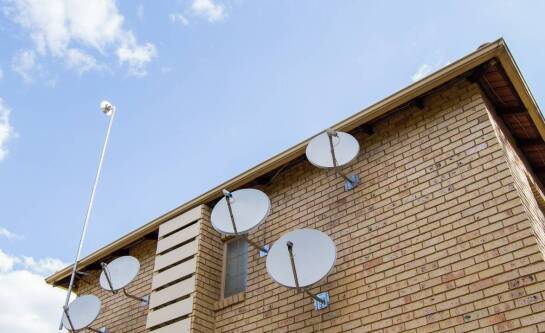 Ile kosztuje internet satelitarny w Polsce?