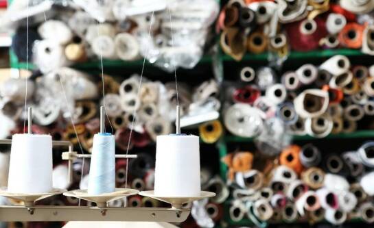 Gdzie szyją swoje ubrania znane marki