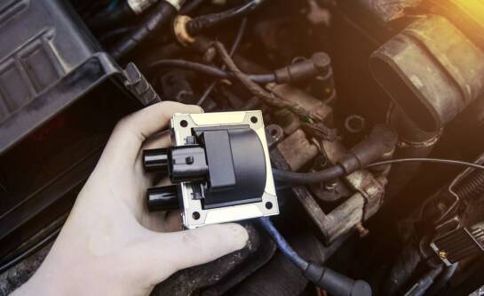 Czy mycie silnika samochodu jest bezpieczne?