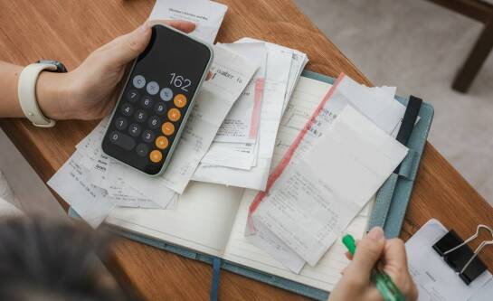 Jakie dodatki przysługują samotnej matce