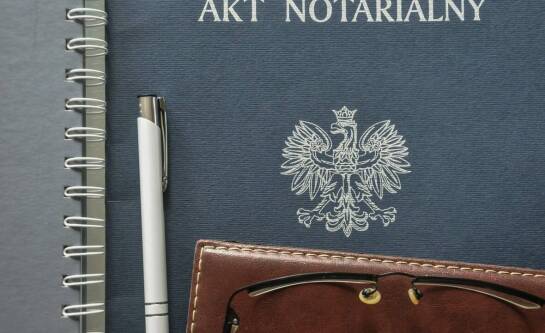 Umowa darowizny pieniędzy – najważniejsze elementy i zasady