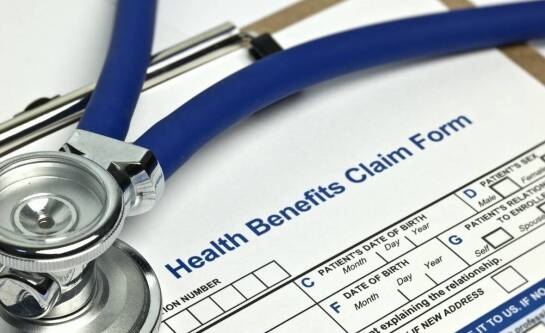 Ile czeka się na kartę EKUZ przesłaną pocztą