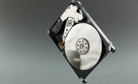 Jak odzyskać dane z karty SDHC?