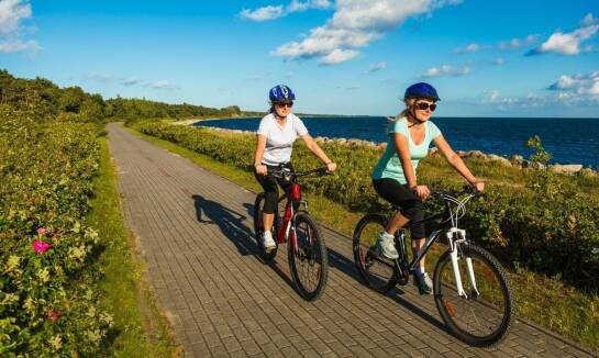 Odkryj uroki spacerów i wycieczek rowerowych wokół domków przy samym morzu.