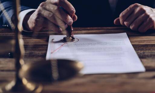 Notarialne poświadczenie umów spółek: jakie ma znaczenie dla przedsiębiorców?