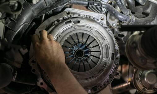 Czy warto zregenerować dwumasowe koła przed długą podróżą?