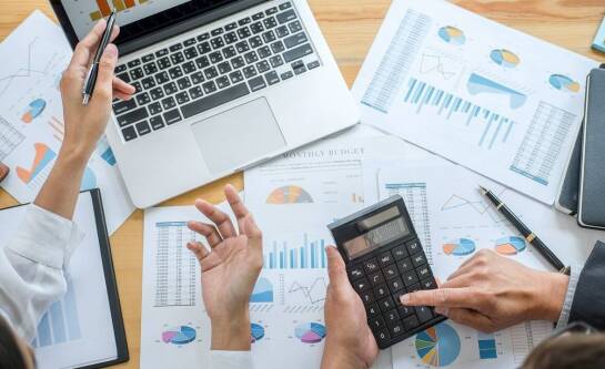 Jak biuro rachunkowe wspiera klientów w rozliczeniach podatkowych?