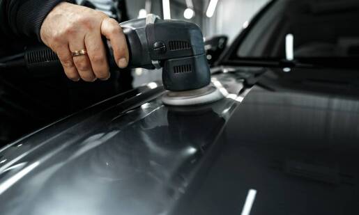 Dlaczego warto skorzystać z usług lokalnych specjalistów do blacharstwa?