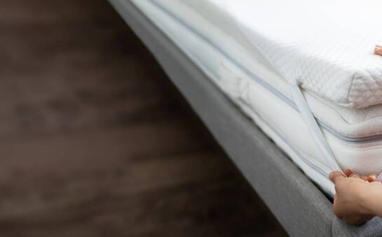 Nawierzchniowe materace – kluczowe cechy i korzyści dla komfortu snu