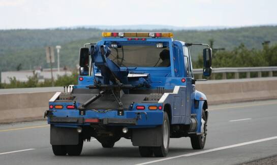 Kiedy warto skorzystać z usług lawety w przypadku awarii?