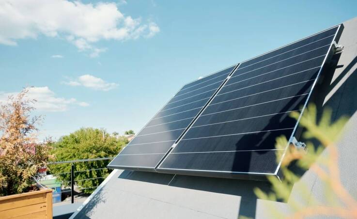 Montaż instalacji fotowoltaicznej a wpływ na środowisko – co warto wiedzieć?