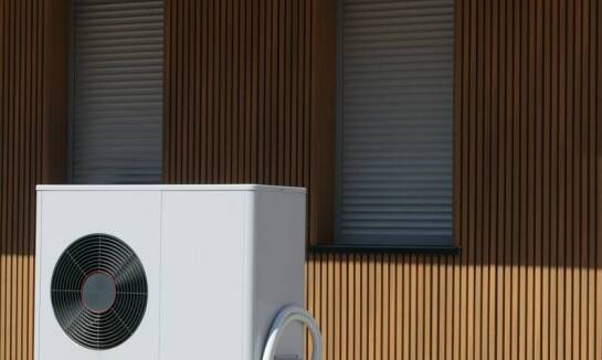Jak powietrzna ciepła pompa wspiera zrównoważony rozwój?