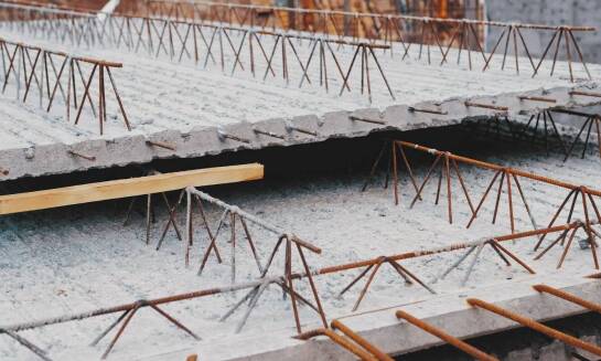 Ryflowane pręty a ich rola w zwiększaniu trwałości miejskiej infrastruktury