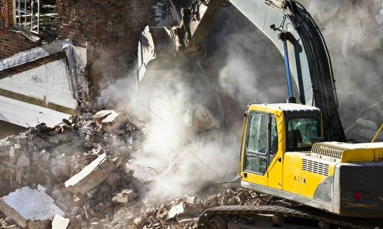 Wyburzenia przemysłowych obiektów w Sandomierzu: kluczowe aspekty