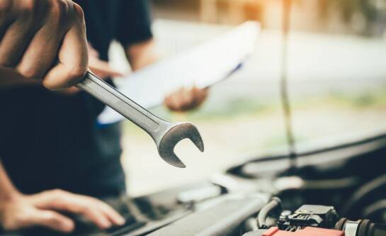 Dlaczego warto przeprowadzić techniczne badanie przed zakupem używanego samochodu?