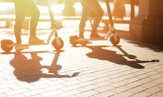 Jak hulajnogi wpływają na codzienne dojazdy w mieście?