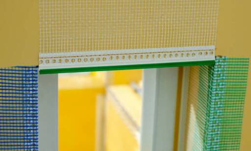 Porównanie różnych typów dostępnych na rynku moskitier