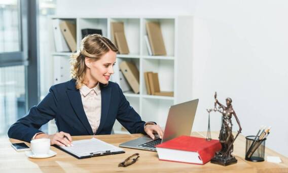 Rola kancelarii w sporządzaniu procesowych pism dla przedsiębiorstw