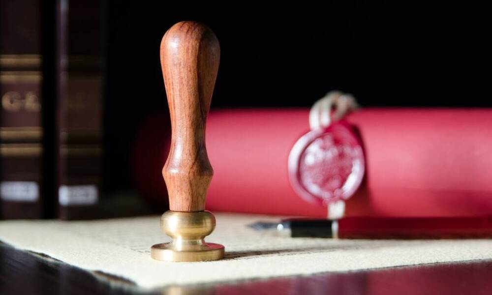 Jak notariusz dba o bezpieczeństwo prawnego obrotu w Krakowie?