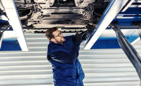 Jakie korzyści przynosi wymiana sprzęgła w profesjonalnym warsztacie?