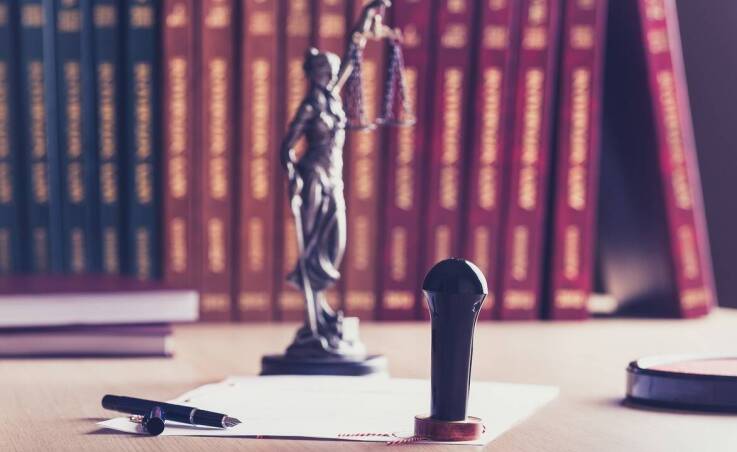 Jak notarialne kancelarie pomagają w poświadczaniu zgodności kopii z oryginałem?