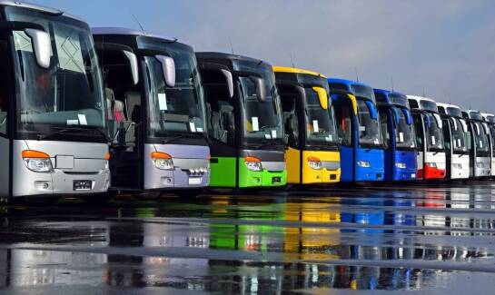 Komfort i bezpieczeństwo podróży dzięki nowoczesnemu autobusowemu taborowi