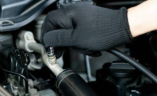 Jak często serwisować klimatyzację w samochodzie?