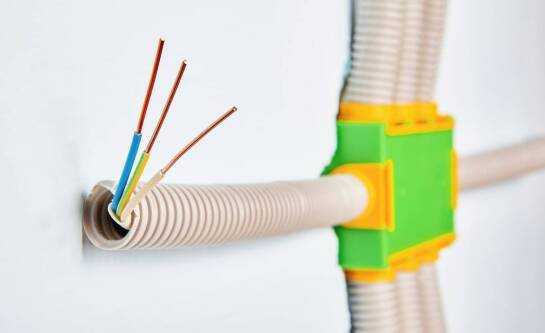 Ile kosztuje wymiana instalacji elektrycznej w bloku?