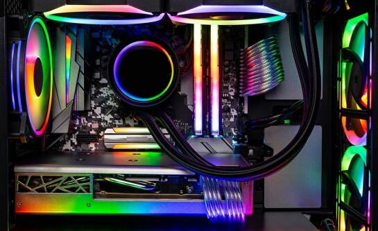 Jak wybrać komputer gamingowy?