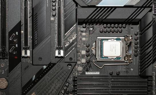 Jaki komputer do biura wybrać w 2026 roku?