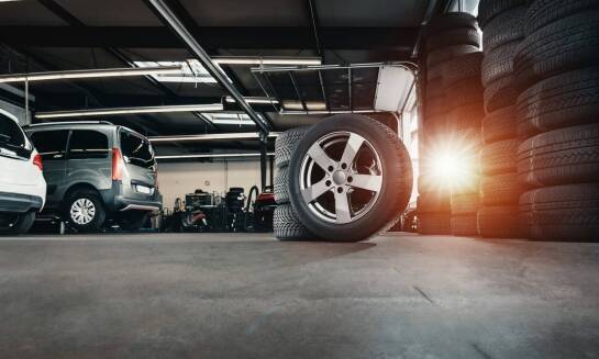 Jakie technologie wspiera serwis francuskich samochodów w Bydgoszczy podczas napraw?