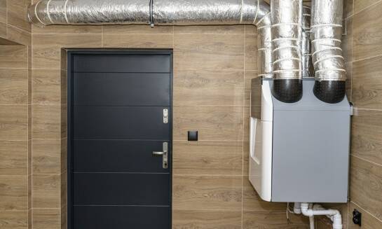 Wpływ zautomatyzowanych systemów wentylacyjnych na jakość powietrza w pomieszczeniach