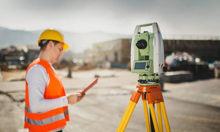Jak geodeta w Grudziądzu wykorzystuje nowoczesne technologie do precyzyjnych pomiarów?