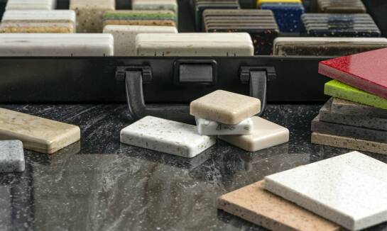 Proces realizacji granitowych blatów kuchennych – od projektu do montażu