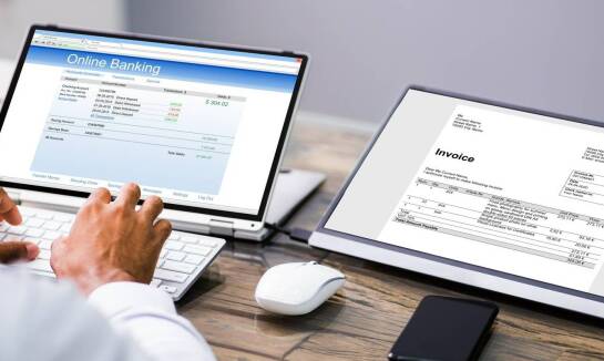 Jak systemy do obiegu dokumentów eliminują wąskie gardła w procesach księgowo-finansowych?