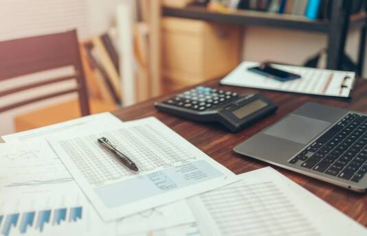 Wsparcie prawne dla przedsiębiorstw a umowy handlowe